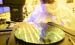 英特尔CEO表示：晶圆代工业务取决于Intel 14A是否成功