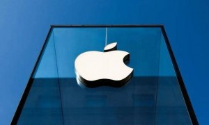 首款折叠iPhone或名为iPhone Ultra，售价超2000美元